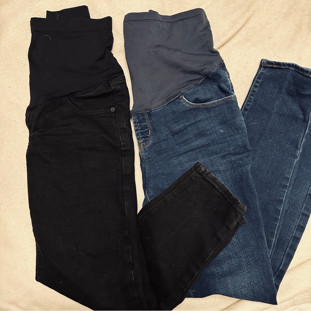 Old navy maternity jeans set of 2